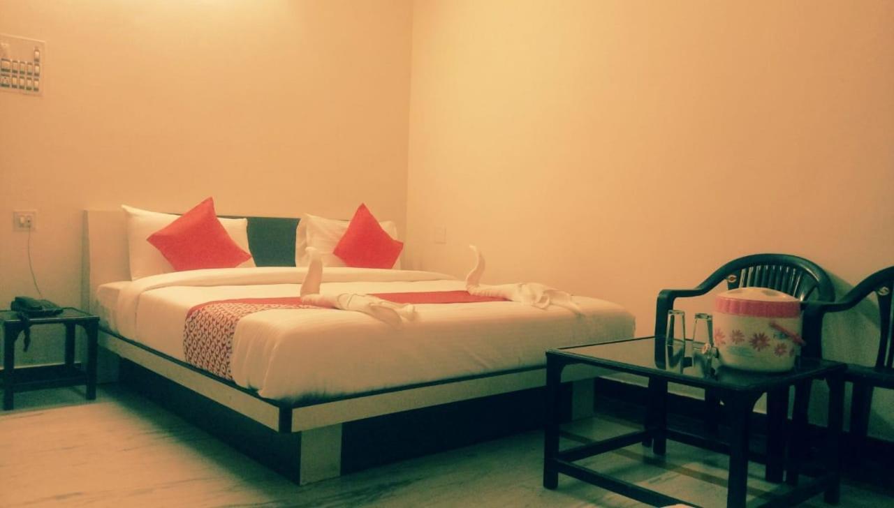 Hotel Rajkamal International Udaipur Eksteriør bilde