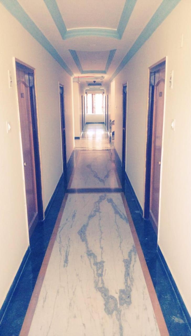 Hotel Rajkamal International Udaipur Eksteriør bilde