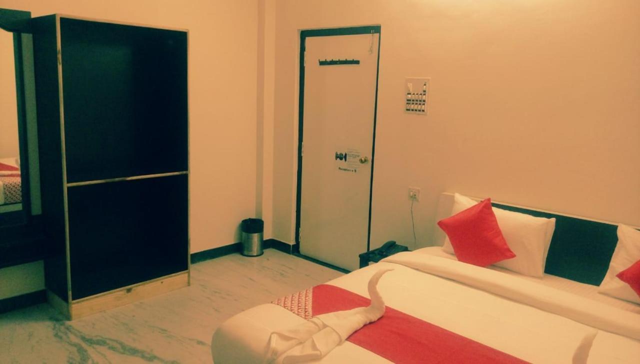 Hotel Rajkamal International Udaipur Eksteriør bilde